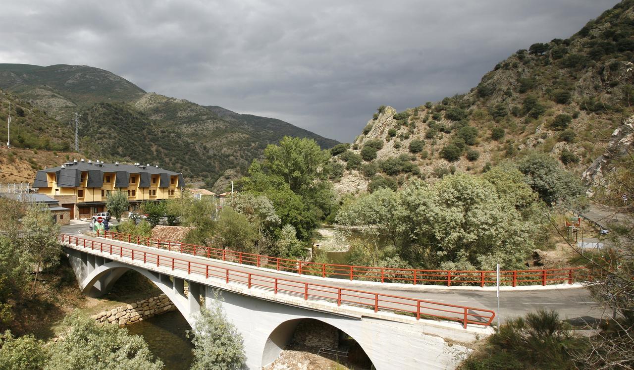 Hotel La Venta De Goyo Viniegra de Abajo Exterior foto